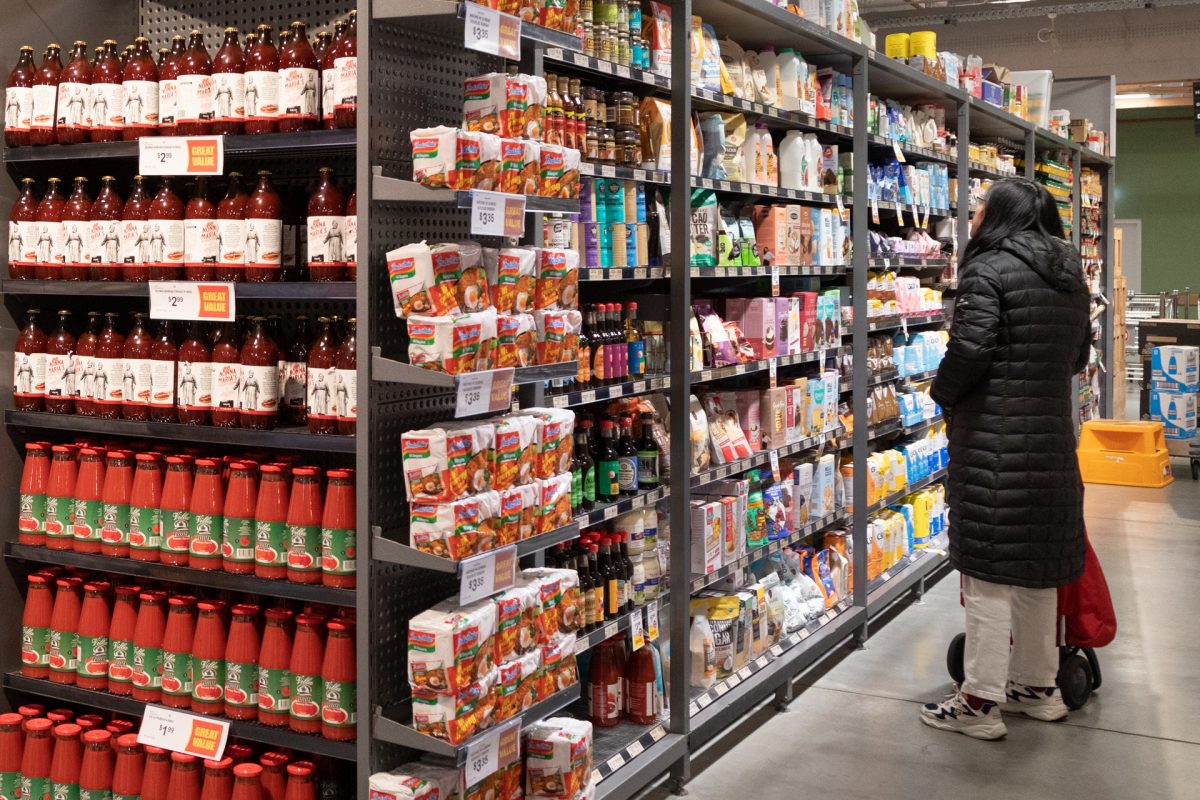 woman in grocery aisle