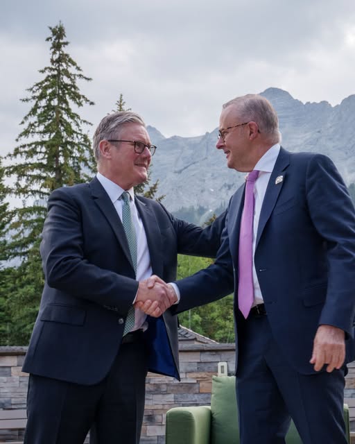 Keir Starmer and Anthony Albanese at the G7