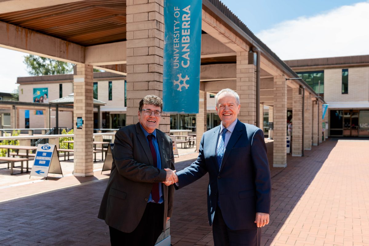 Professor Frank Bongiorno and UC vice-chancellor Bill Shorten