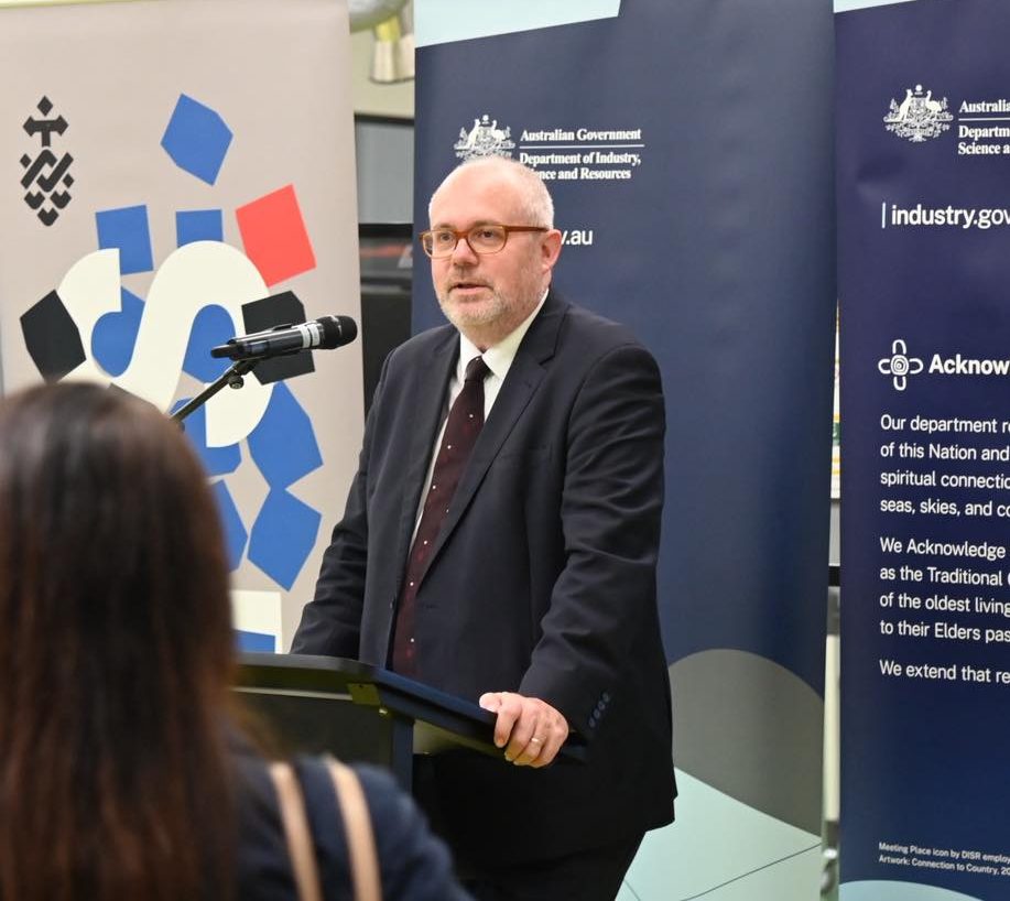 Industry Minister Tim Ayers 