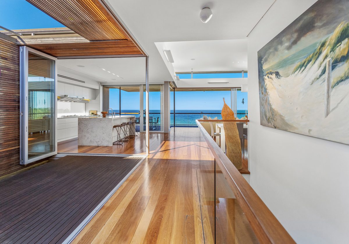 Hall leading to ocean at 90 North Kiama Drive in Kiama