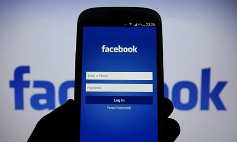 Privacy watchdog faces up to Facebook