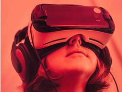 Non-virtuous reality: The real risk of Virtual Reality