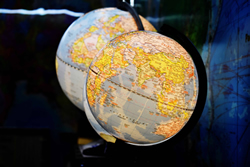 Going global: How allocating global bonds can reduce risk