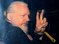 DFAT defends support for Assange