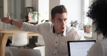 Desk-defying: How to manage a stubborn or defiant employee