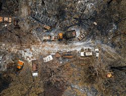 Services teams sweep into bushfires