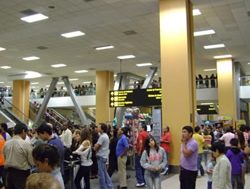 Overseas Aussies to fly home DFAT
