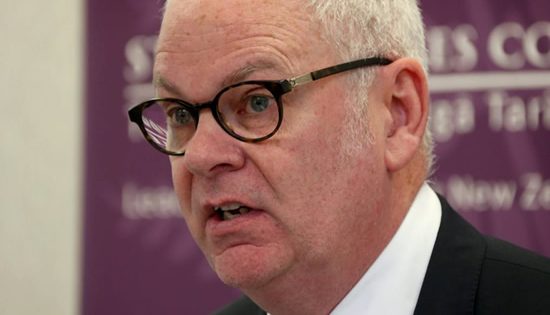 NEW ZEALAND: PM orders PS pay cuts