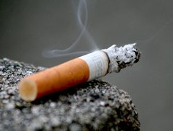 Minister butts in to stop smoking