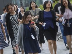 HONG KONG: CEO celebrates women in PS