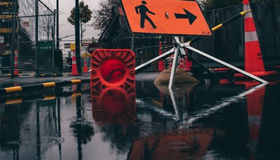 Emergency warning for floods at Christmas