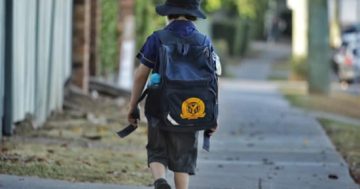 Police warn parents on school pictures