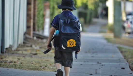 Police warn parents on school pictures