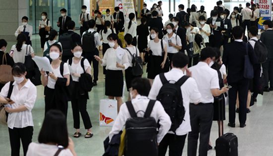 SOUTH KOREA: Workers find PS a pandemic refuge