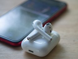 Problem solving AirPods