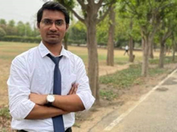 INDIA: Exam topper wants to serve rural areas