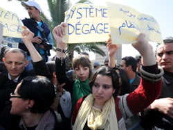 ALGERIA: Jobless academics demand change