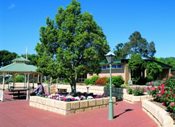 Boddington cleans up as tidiest town