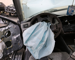 Vehicle licences to go if deadly airbags stay