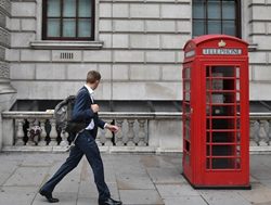 UNITED KINGDOM: Union anger over back-to-office call