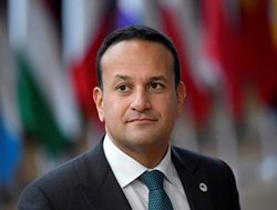 IRELAND: Minister says PS will get a pay rise