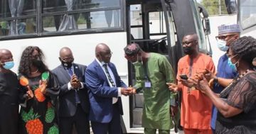 NIGERIA: Dedicated buses get officers to work