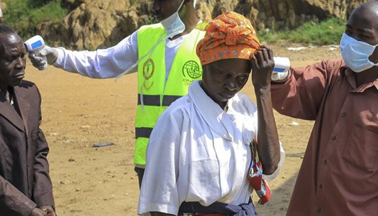 Health workers exposed as Ebola cases climb