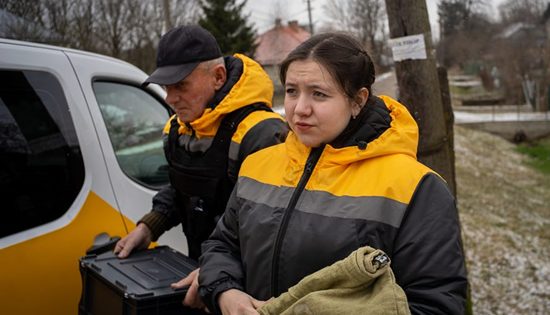 UKRAINE: Mail still getting through in war zone