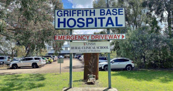Griffith hospital doctors back Dalton's push to split from Wagga establishment