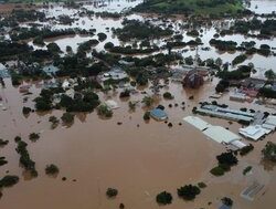 Commission warns on fake flood charities