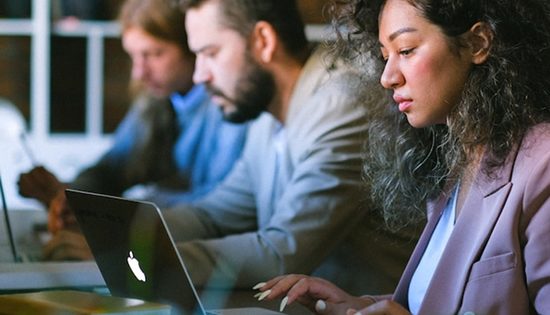 Working day survey finds 4-days favoured