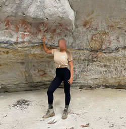 Selfish selfies endanger rich rock art