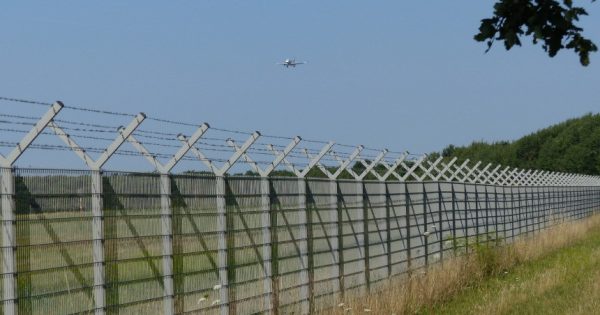 UNITED KINGDOM: Defence fencing contractor breached