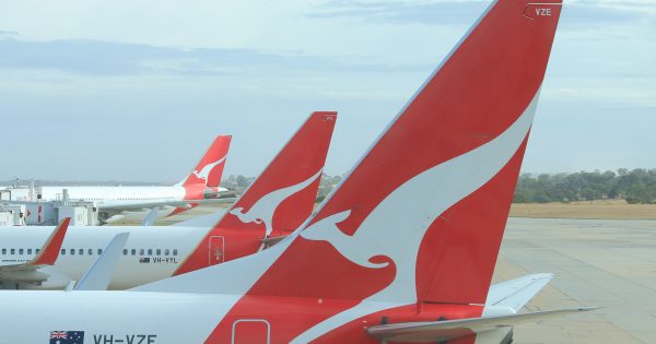 'Upgrade' Albo shoots the messenger as Qantas claims take off