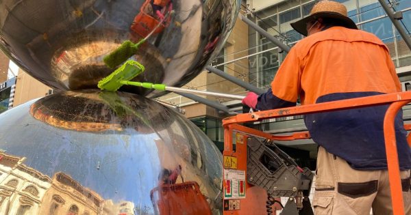 Adelaide's Malls Balls back to their shiny best after 'bubble bath'
