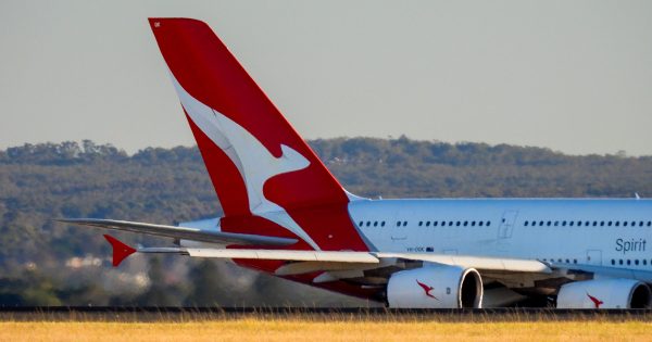 Qantas engineers to strike for 24 hours tomorrow across most capital cities