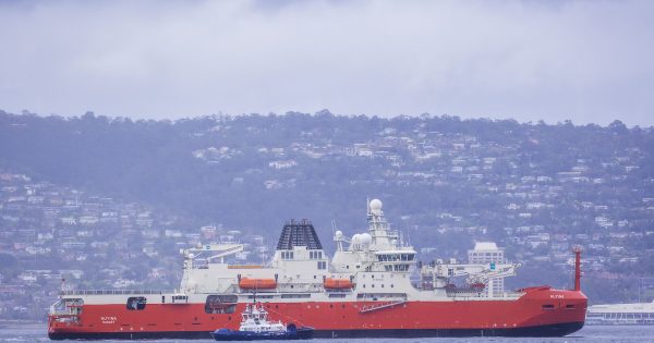 Serco workers on research vessel Nuyina await Fair Work Commission's decision on industrial action