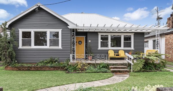 Big bedrooms, abundant sunlight and retro charm in Fairy Meadow