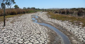 Debt and deep inequality plagues regional communities' access to water in South Australia, report finds