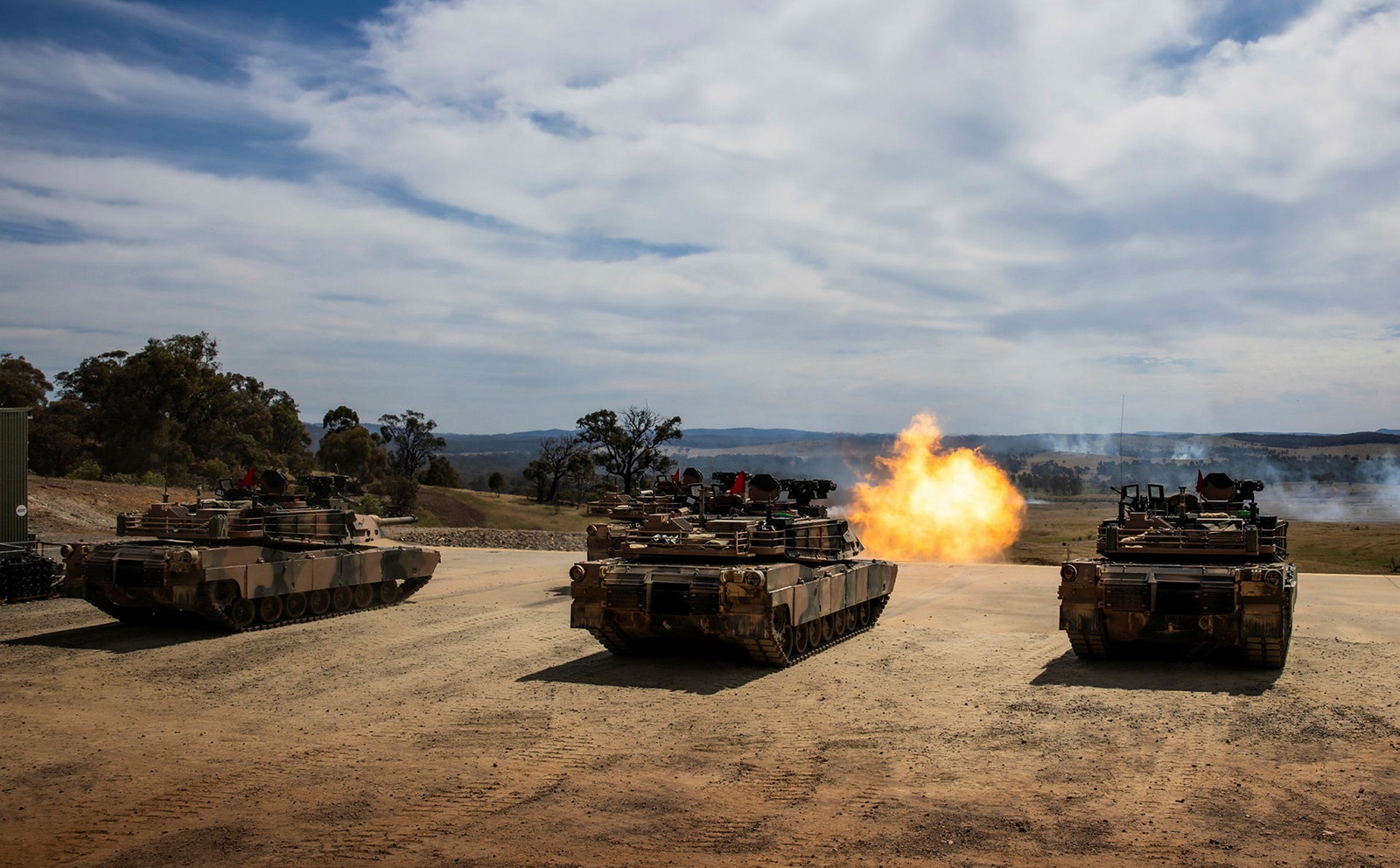 M1A2SEPv3 Abrams tanks