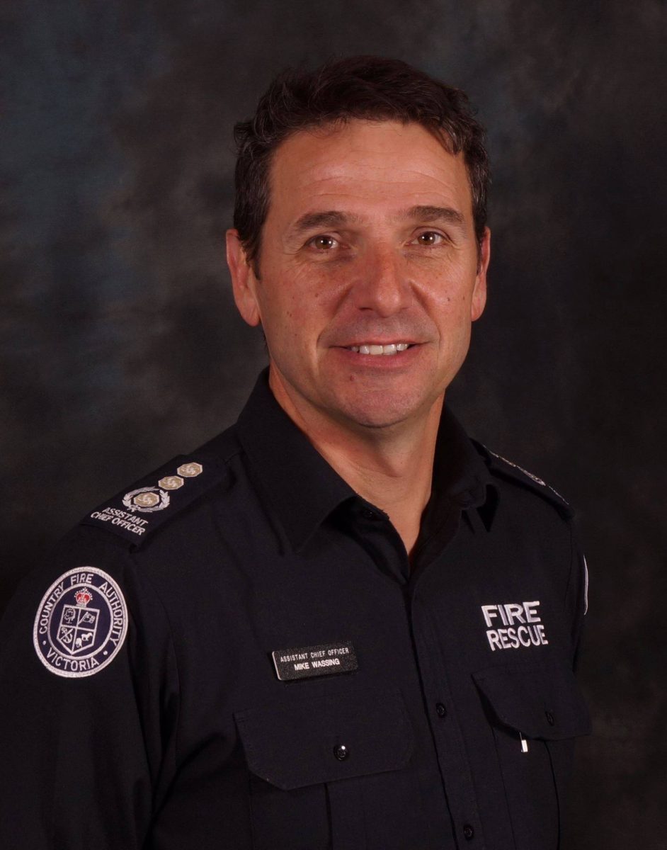 man in emergency service uniform