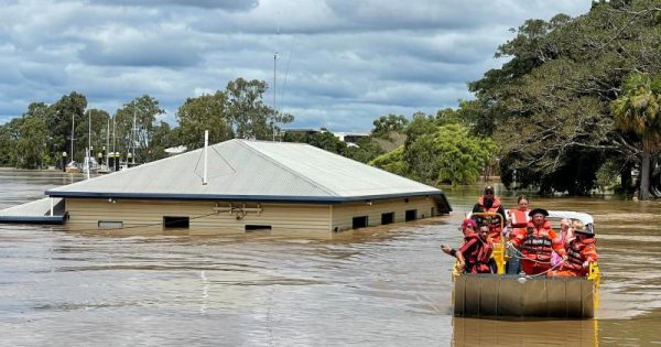 Federal Government expands payments to flood-affected regions in North Queensland