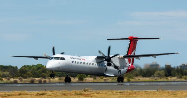 Qantas introduces larger aircraft for South Australian regional services