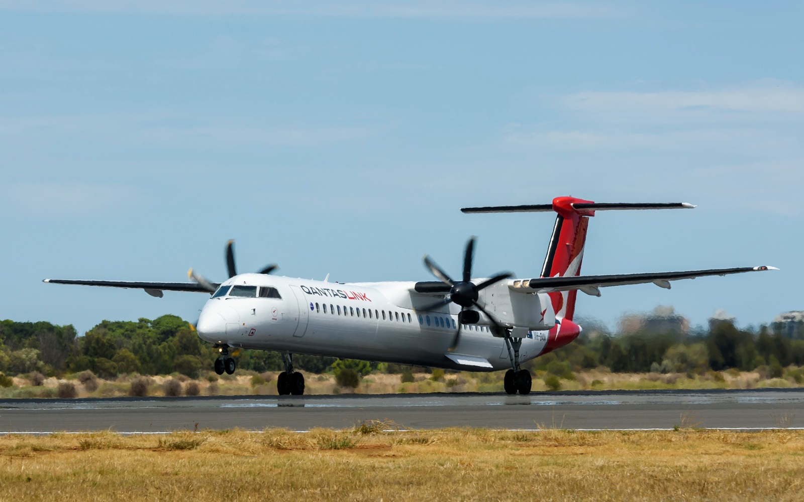 Qantaslink Q400