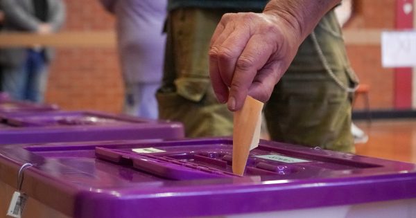 Early voting locations open in lead-up to election day