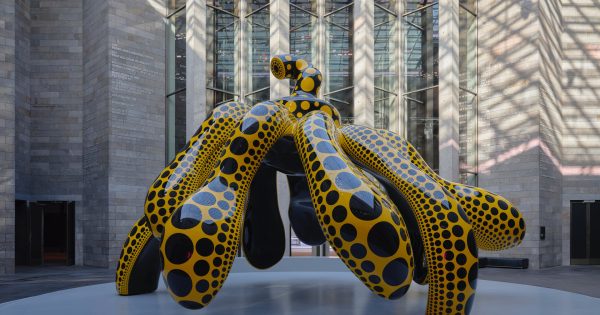 Japanese artist breaks Van Gogh's exhibition attendance record