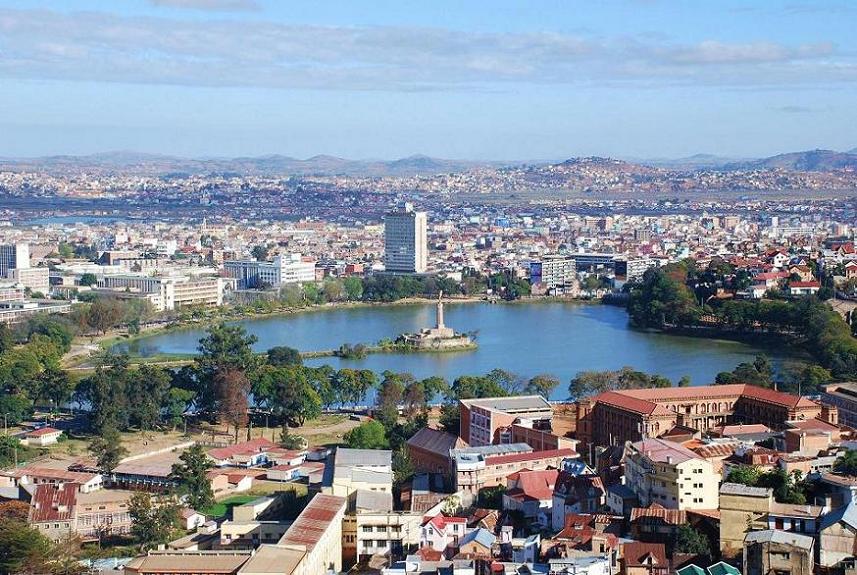 city with a central lake