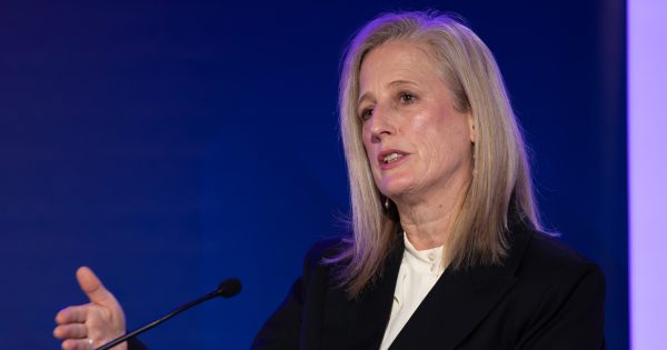 Canberra to stage its own productivity roundtable before national one kicks off