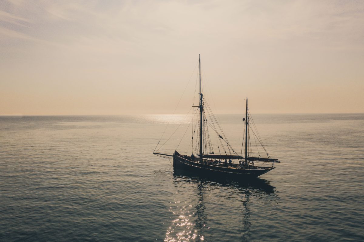sailing ship